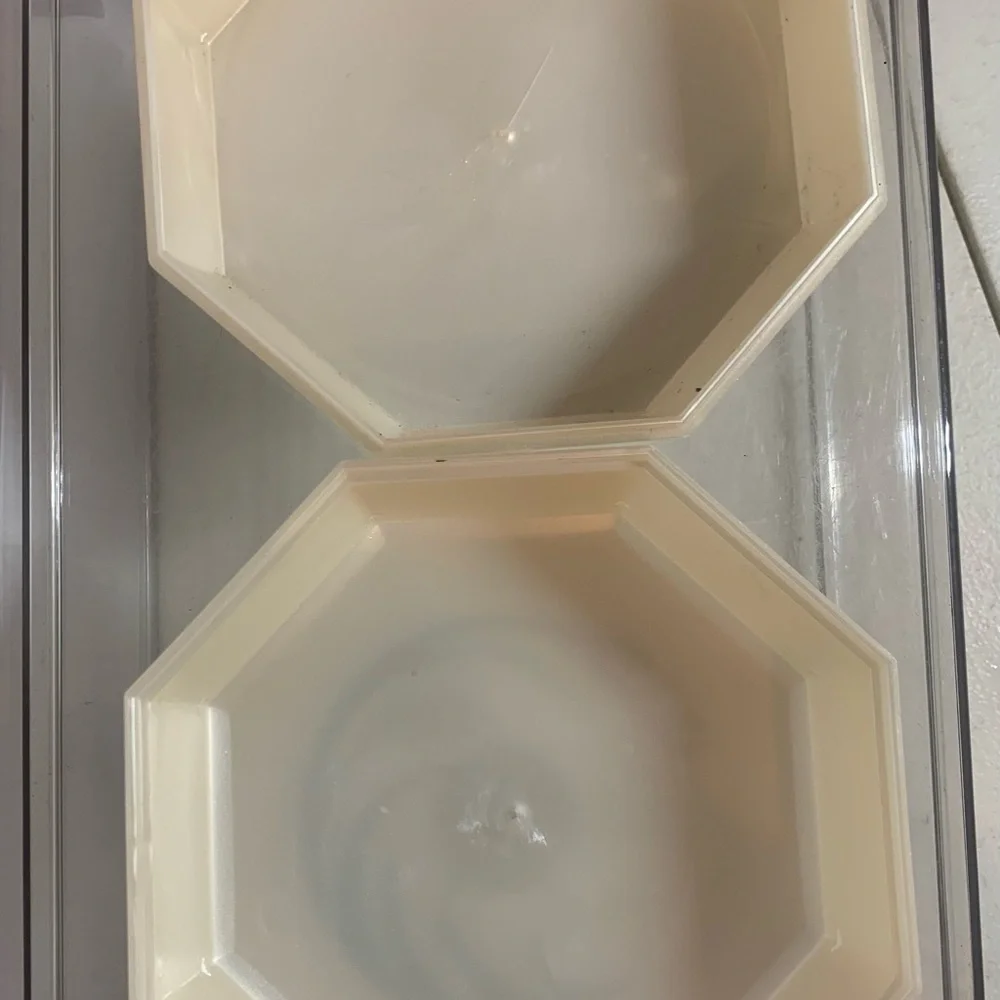 Vintage Merle Norman Cosmetic Octagon Box. 1665